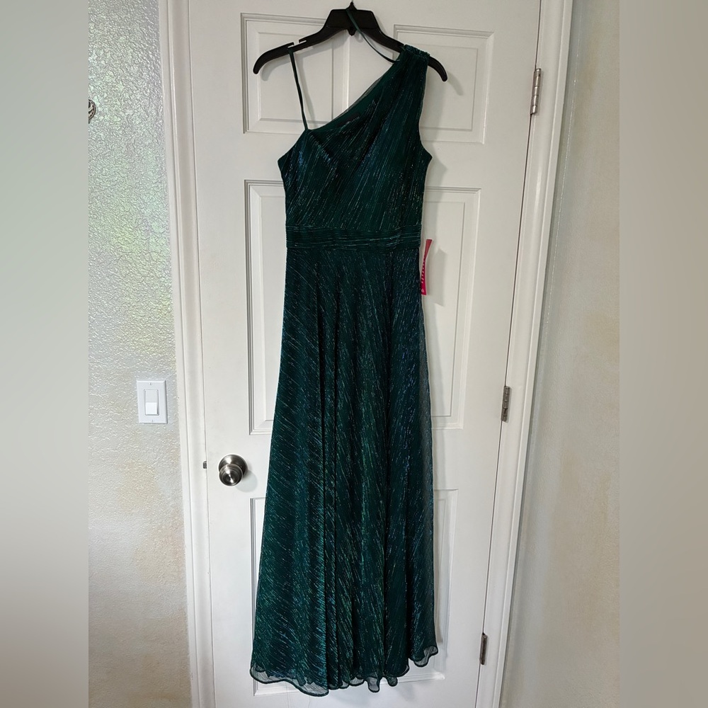 Betsy & Adam Emerald One-Shoulder Dress - Picture 2 of 8
